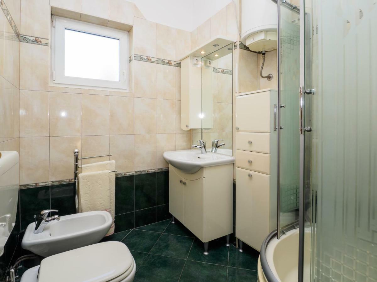 Relaxing Seaview Apartment Barac On Separated Floor Цриквеница Экстерьер фото